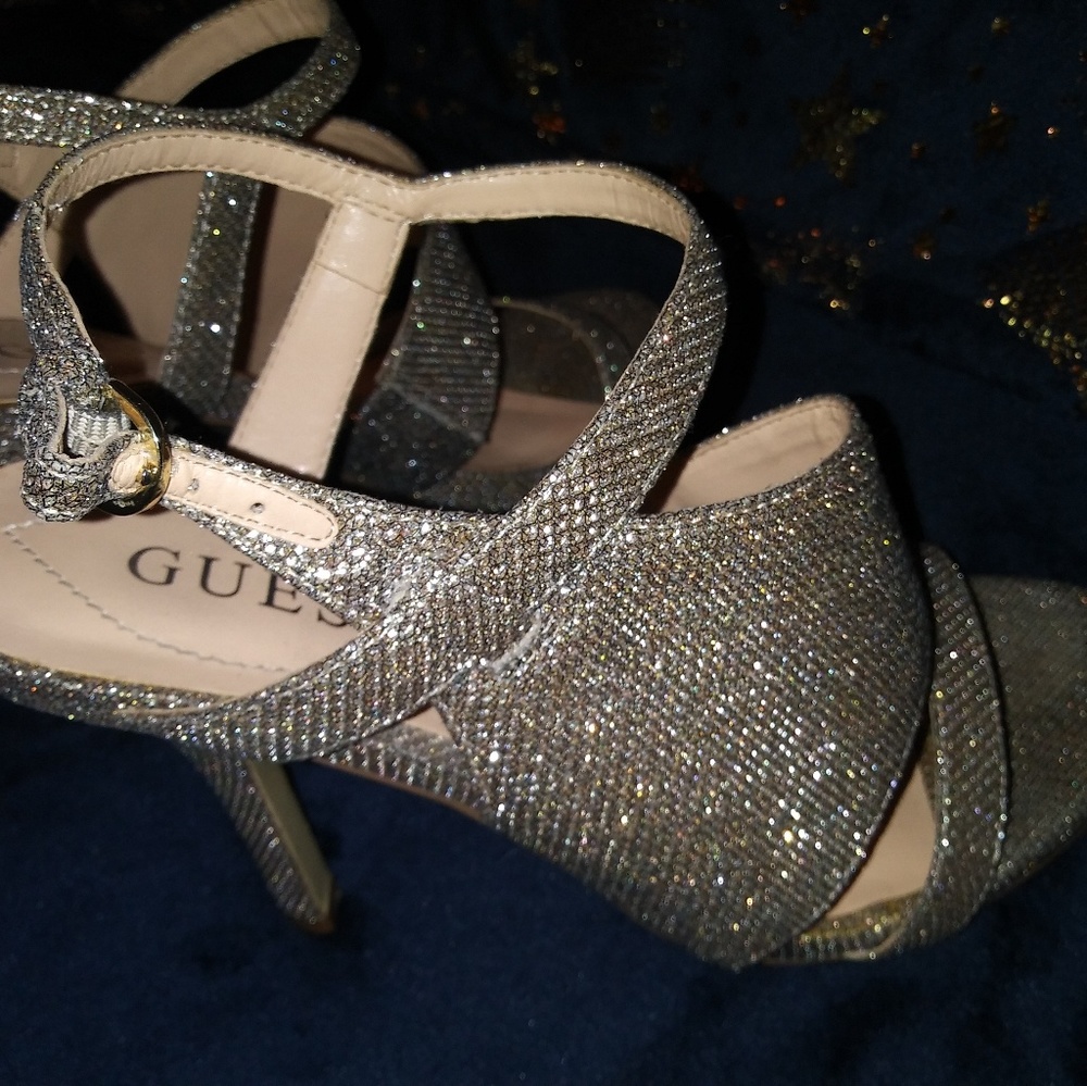 GUESS Heels - Picture 3 of 5